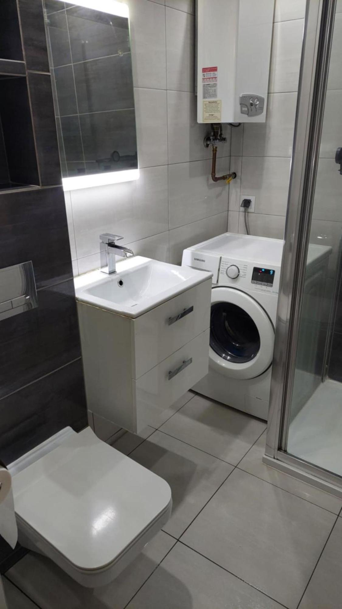 Ekskluzywny Apartament W Centrum Z Klimatyzacja I Balkonem Lubiń Eksteriør bilde