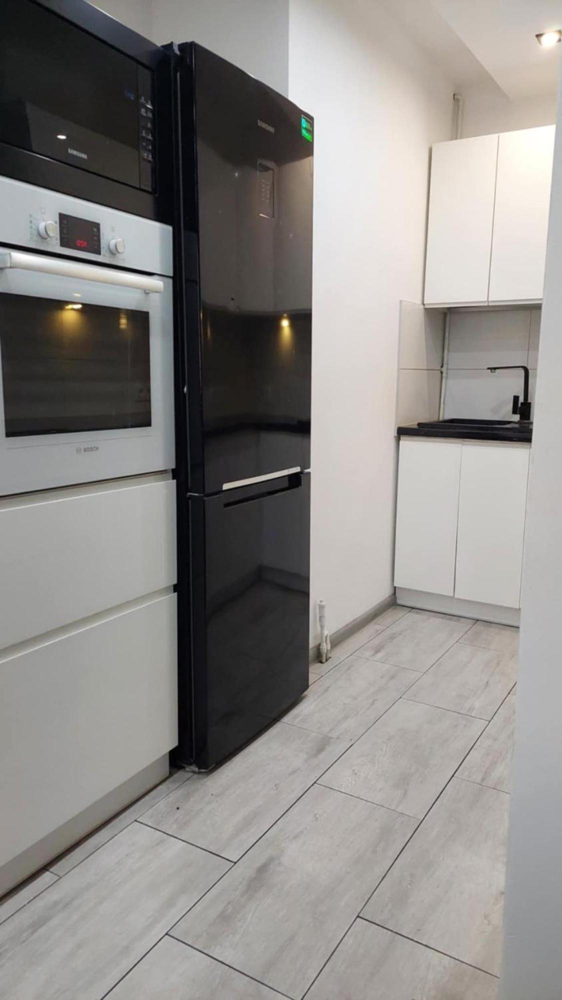 Ekskluzywny Apartament W Centrum Z Klimatyzacja I Balkonem Lubiń Eksteriør bilde