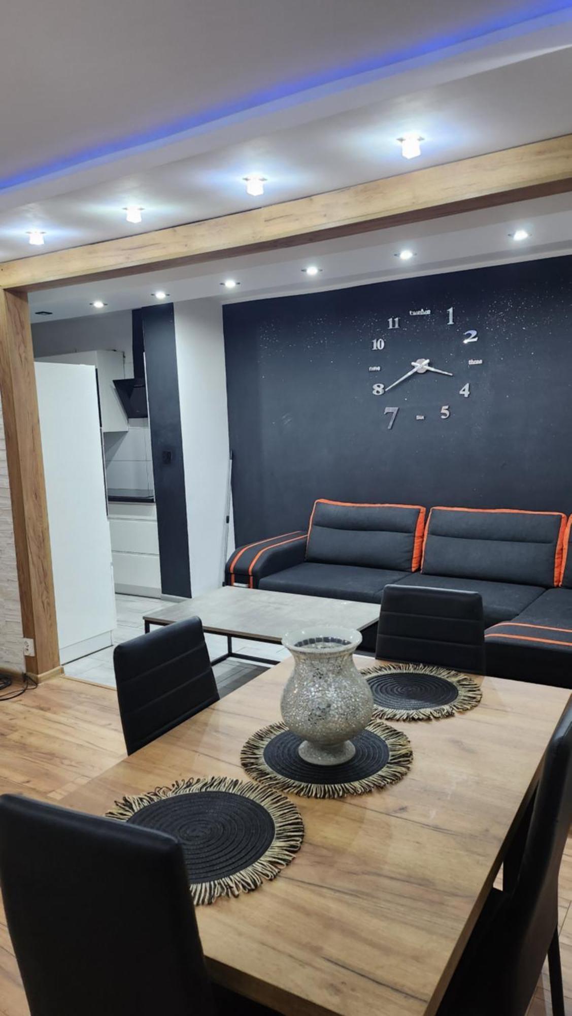 Ekskluzywny Apartament W Centrum Z Klimatyzacja I Balkonem Lubiń Eksteriør bilde